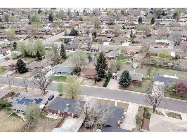 3320 W Saratoga Ave, Englewood, CO 80110