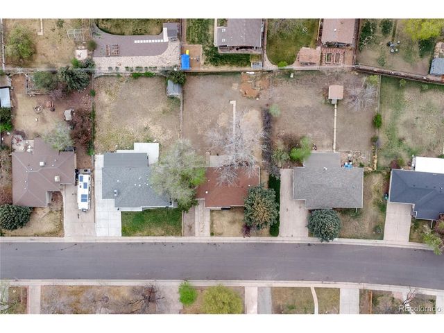 3320 W Saratoga Ave, Englewood, CO 80110