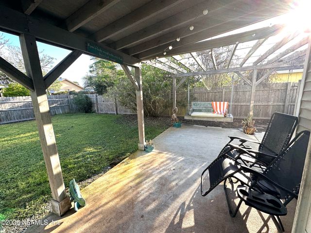 483 11TH Avenue S, Jacksonville Beach, FL 32250