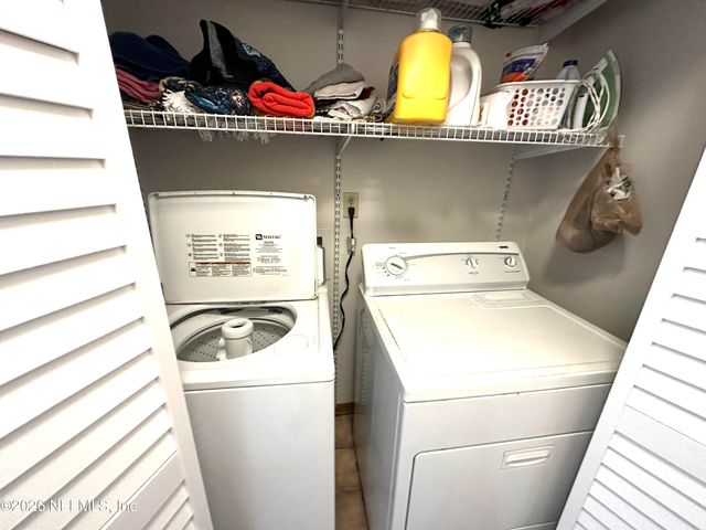 483 11TH Avenue S, Jacksonville Beach, FL 32250