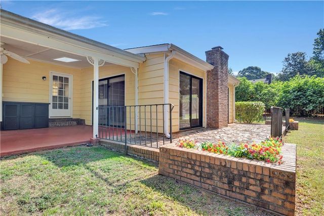 1756 SW Colonial South SW, Conyers, GA 30094