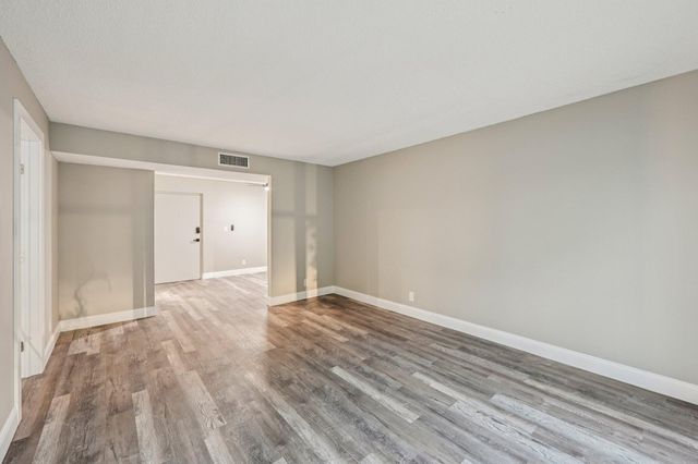 460 NW 20th Street 1110, Boca Raton, FL 33431