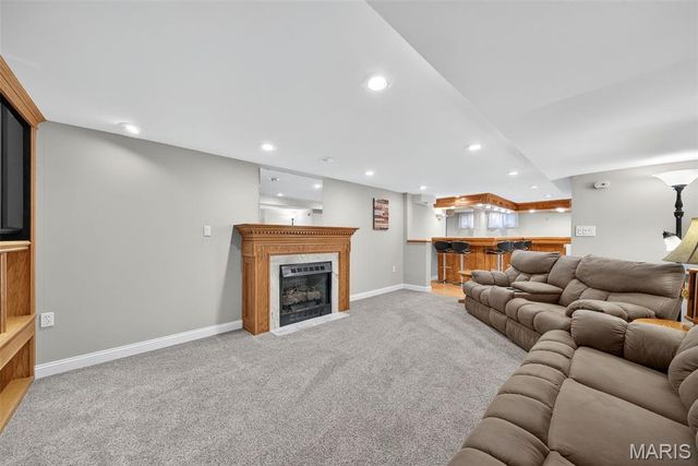 3776 Olsney Drive, St Charles, MO 63303