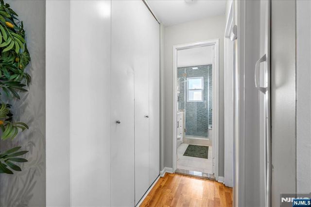 100 Pierson Miller Drive F32, Pompton Lakes, NJ 07442