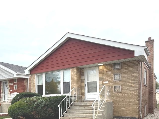 3935 W 84th Place, Chicago, IL 60652