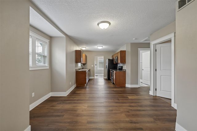 2500 59th Street, Des Moines, IA 50322