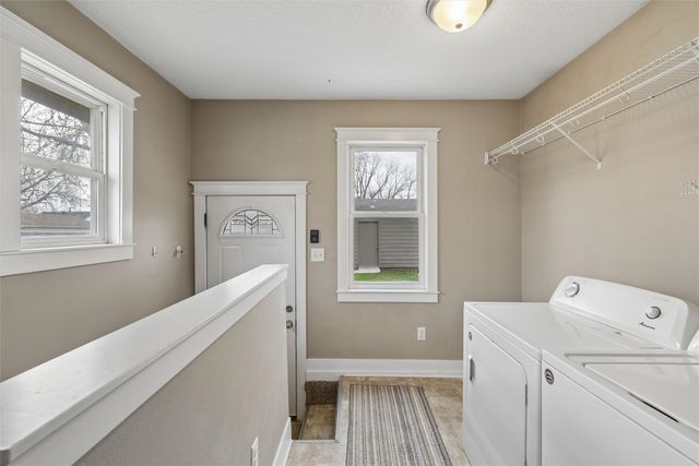 2500 59th Street, Des Moines, IA 50322