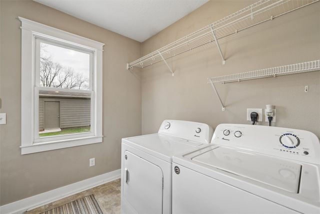 2500 59th Street, Des Moines, IA 50322