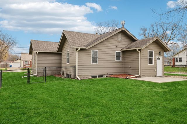 2500 59th Street, Des Moines, IA 50322
