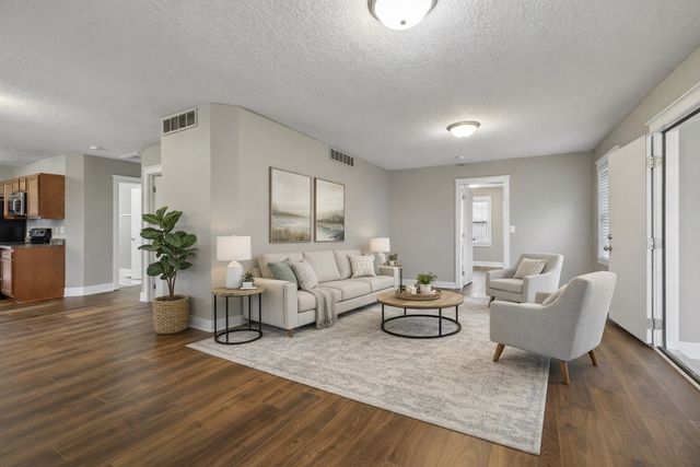 2500 59th Street, Des Moines, IA 50322