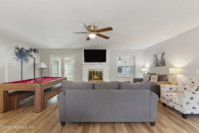 3517 SEAFOAM Lane, Jacksonville, FL 32250