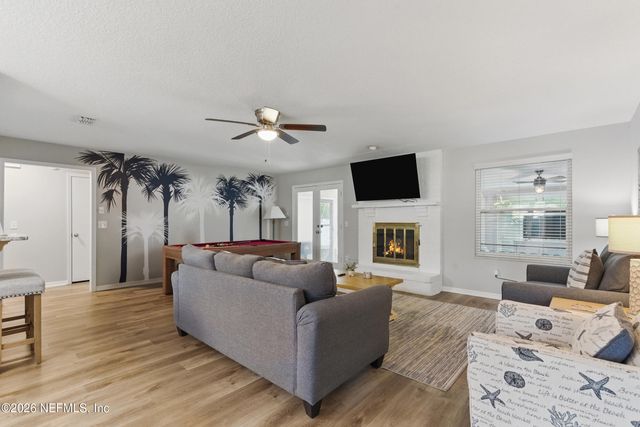 3517 SEAFOAM Lane, Jacksonville, FL 32250