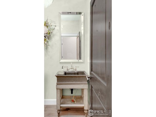 404 Black Elk Ct, Loveland, CO 80537