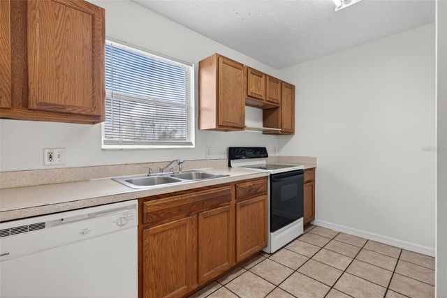 170 BOWIE LANE C, Kissimmee, FL 34743