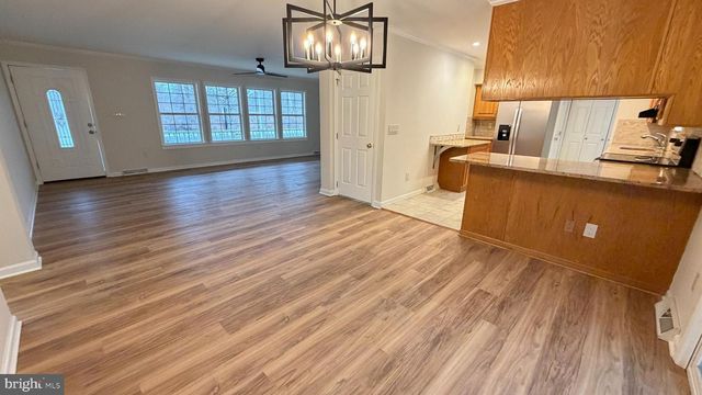 229 WASHINGTON ST, Fieldsboro, NJ 08505