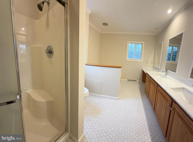 229 WASHINGTON ST, Fieldsboro, NJ 08505