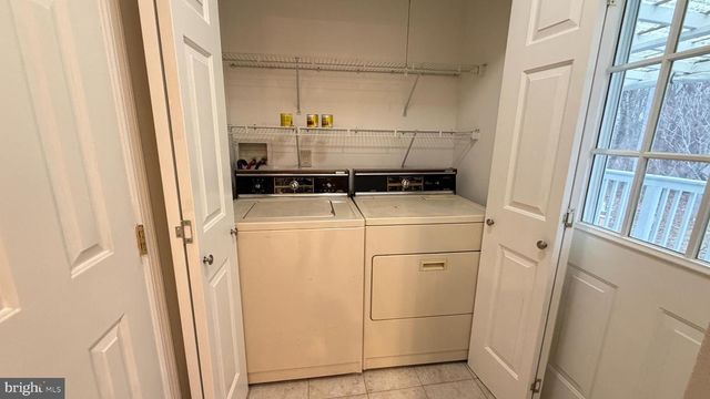 229 WASHINGTON ST, Fieldsboro, NJ 08505