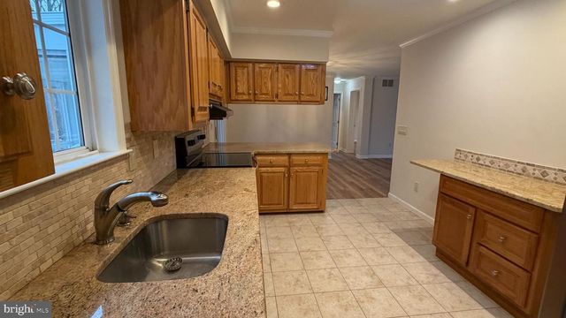 229 WASHINGTON ST, Fieldsboro, NJ 08505