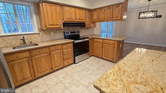 229 WASHINGTON ST, Fieldsboro, NJ 08505