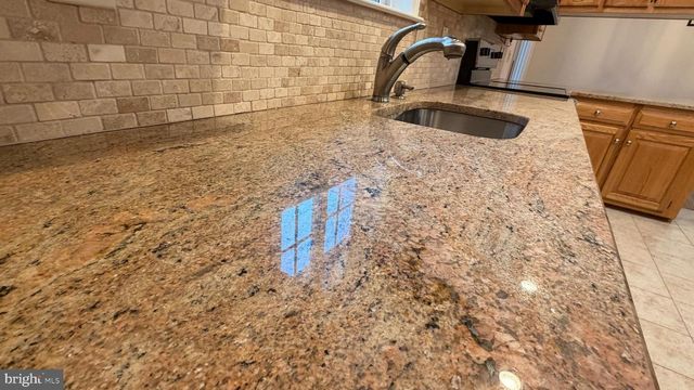 229 WASHINGTON ST, Fieldsboro, NJ 08505