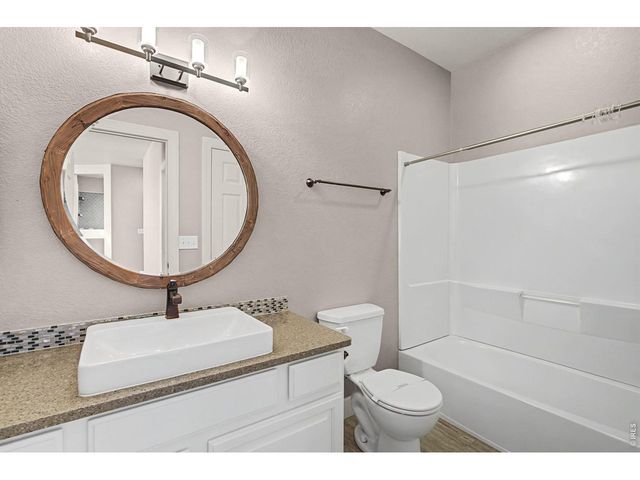 1900 E Seadrift Dr C, Windsor, CO 80550
