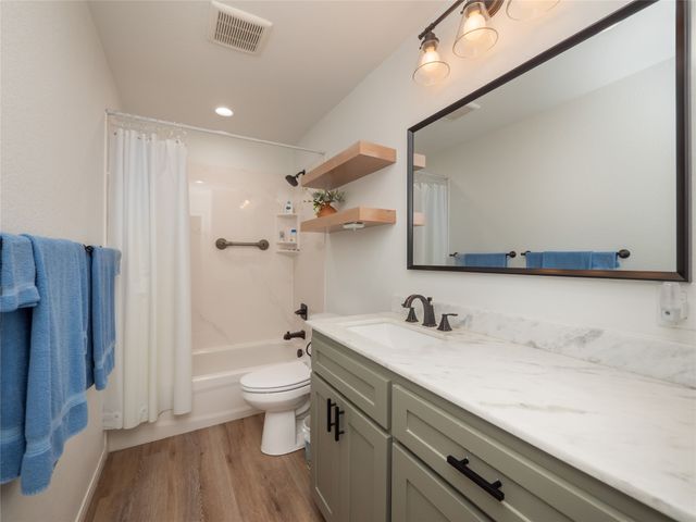 614 W 3rd Street, Mcgregor, TX 76657