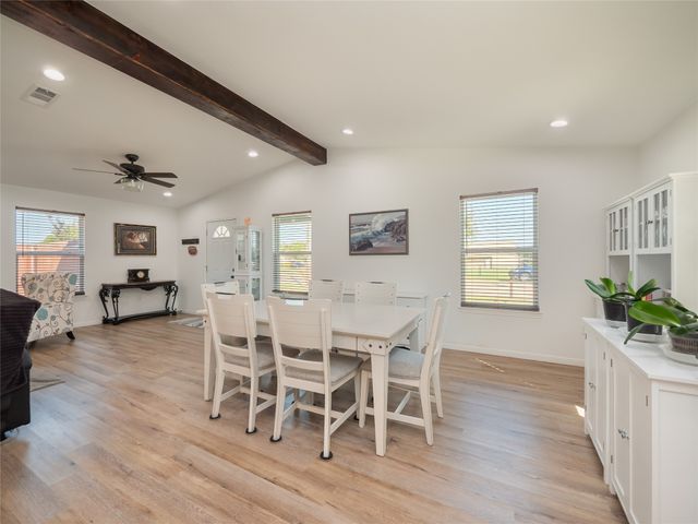 614 W 3rd Street, Mcgregor, TX 76657