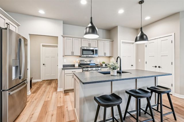 1209 Tallgrass Trail, Solon, IA 52333