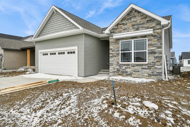 1209 Tallgrass Trail, Solon, IA 52333