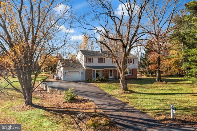 888 SPRUCE CIR, Harleysville, PA 19438