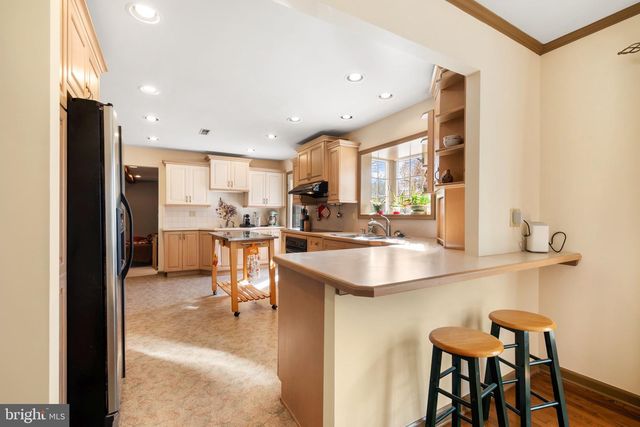 888 SPRUCE CIR, Harleysville, PA 19438