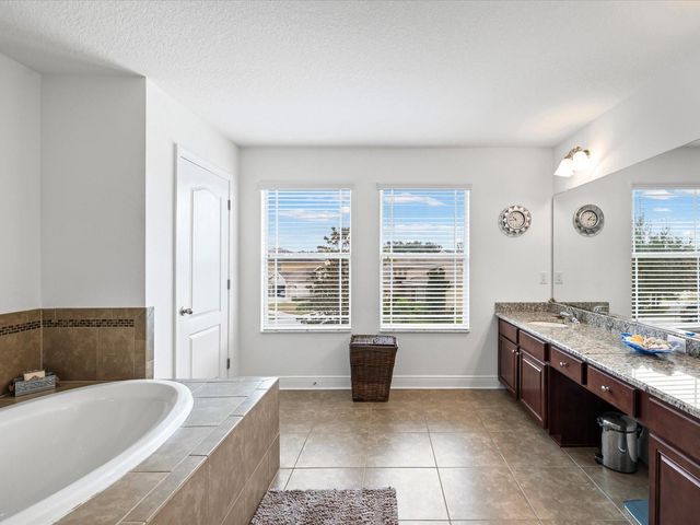 2214 VALTERRA VISTA WAY, Valrico, FL 33594