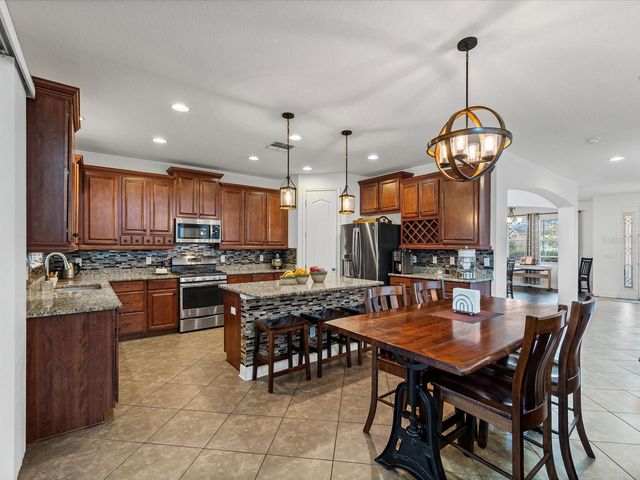 2214 VALTERRA VISTA WAY, Valrico, FL 33594