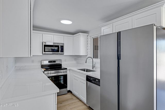 414 E CHOLLA Street, Casa Grande, AZ 85122