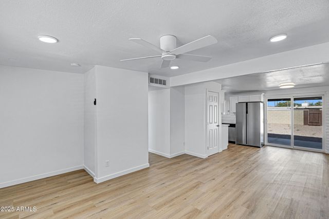 414 E CHOLLA Street, Casa Grande, AZ 85122