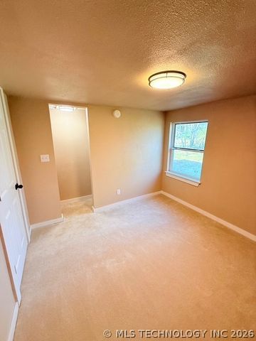 518 NW 6th Street, Checotah, OK 74426