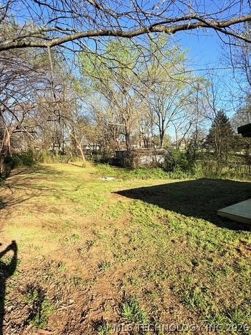 518 NW 6th Street, Checotah, OK 74426