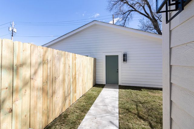 2051-2053 Columbia Avenue, Indianapolis, IN 46202