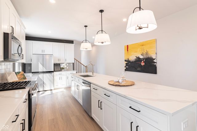 2051-2053 Columbia Avenue, Indianapolis, IN 46202