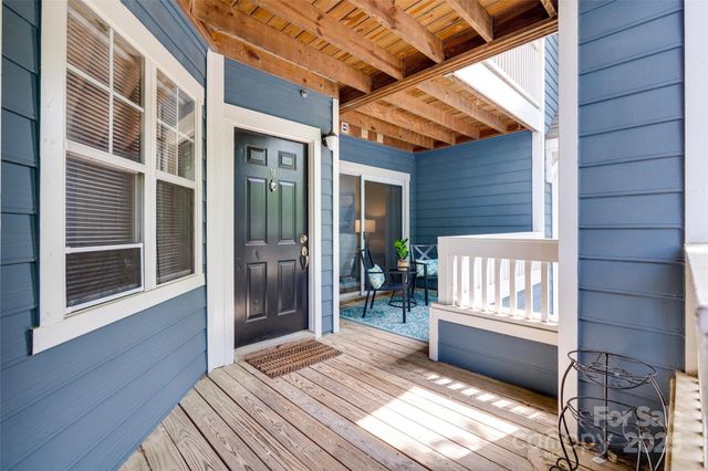 2209 Sumner Green Avenue M, Charlotte, NC 28203