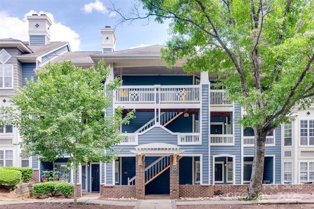 2209 Sumner Green Avenue M, Charlotte, NC 28203