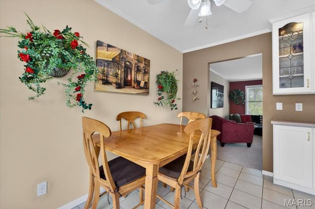 721 Oakway Place, Glendale, MO 63122