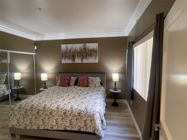 230 East Flamingo Road 308, Las Vegas, NV 89169