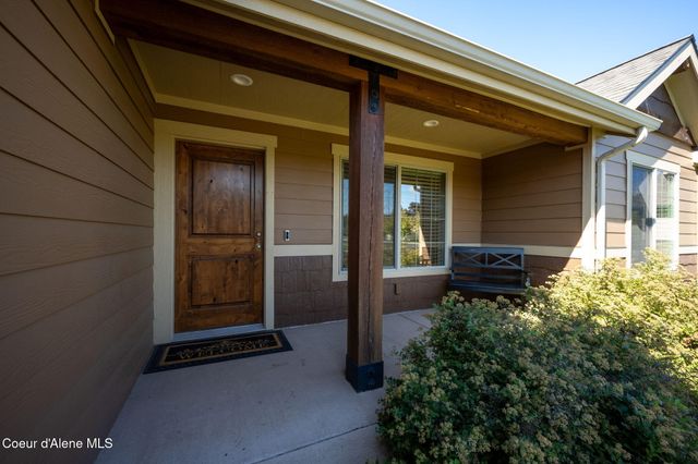 2229 N SOCKEYE DR, Post Falls, ID 83854