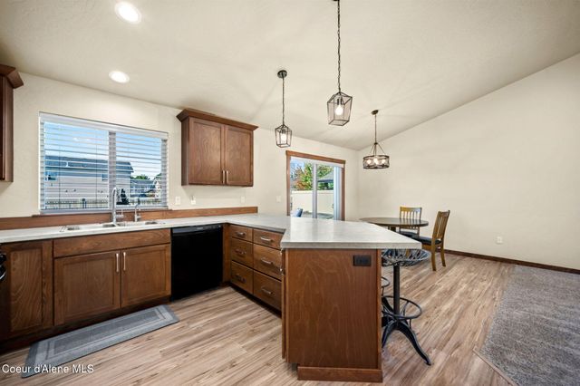 2229 N SOCKEYE DR, Post Falls, ID 83854