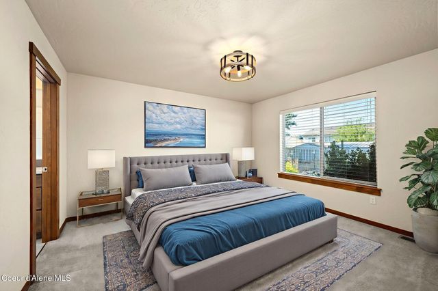 2229 N SOCKEYE DR, Post Falls, ID 83854