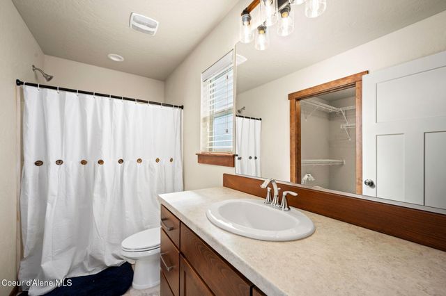 2229 N SOCKEYE DR, Post Falls, ID 83854