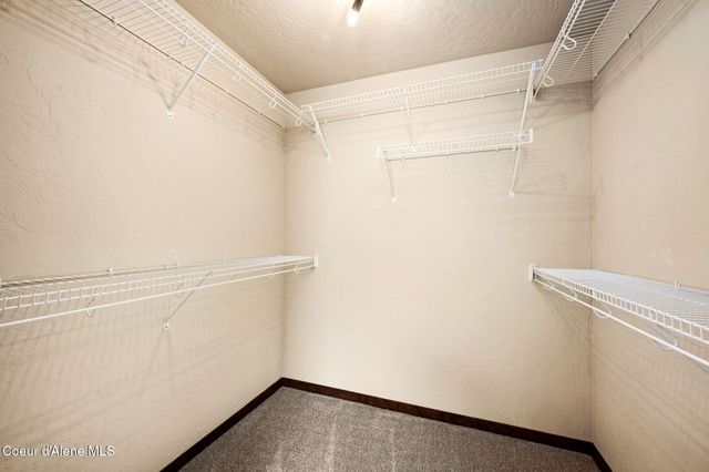 2229 N SOCKEYE DR, Post Falls, ID 83854