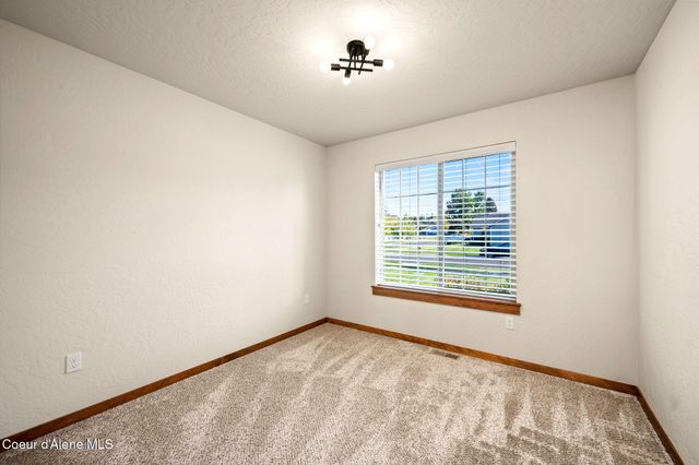 2229 N SOCKEYE DR, Post Falls, ID 83854