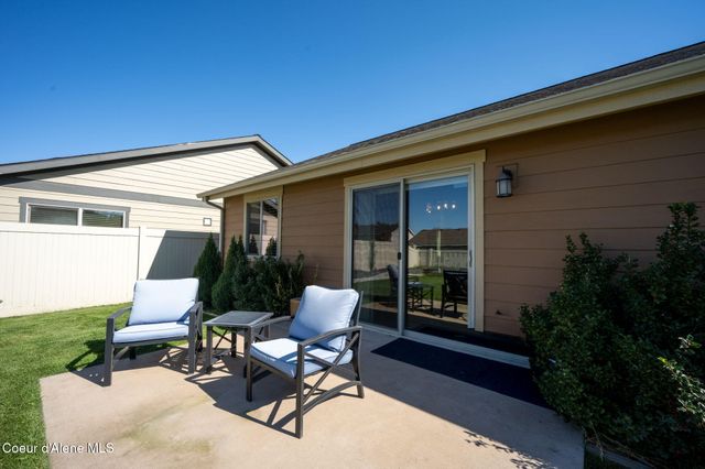 2229 N SOCKEYE DR, Post Falls, ID 83854